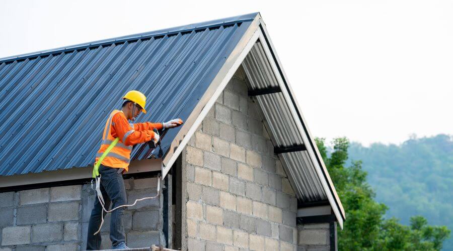 Professional gutter cleaning in Allenton, MI